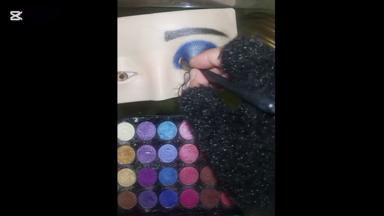 #eyesdemy