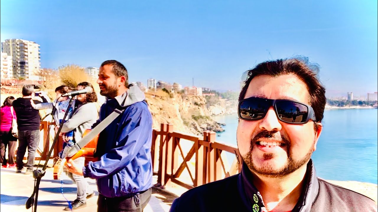 Turkish song on the beach 🏖