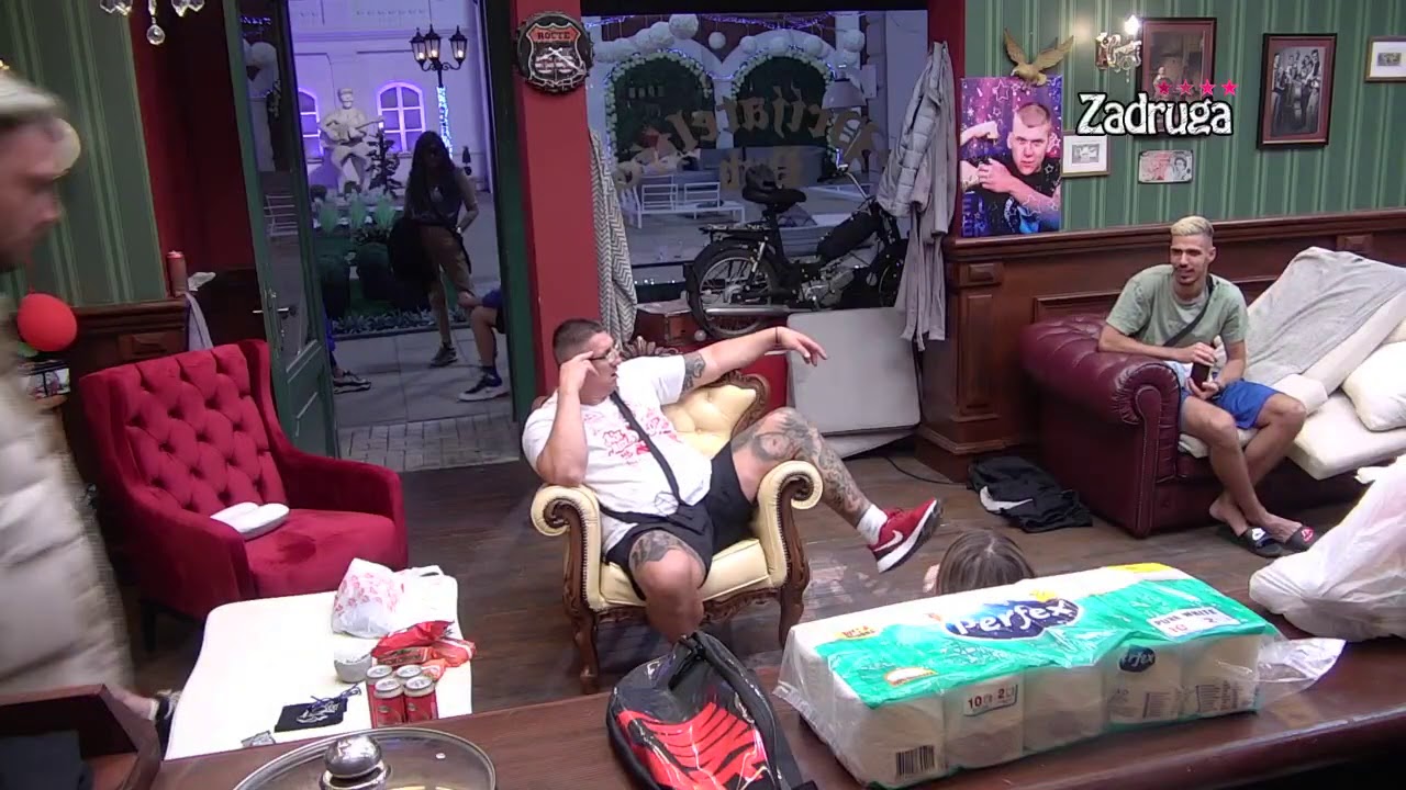 Zadruga 4 - Kristijan besni zbog Čorbe, kupovine i svega ostalog - 28.09.2020.