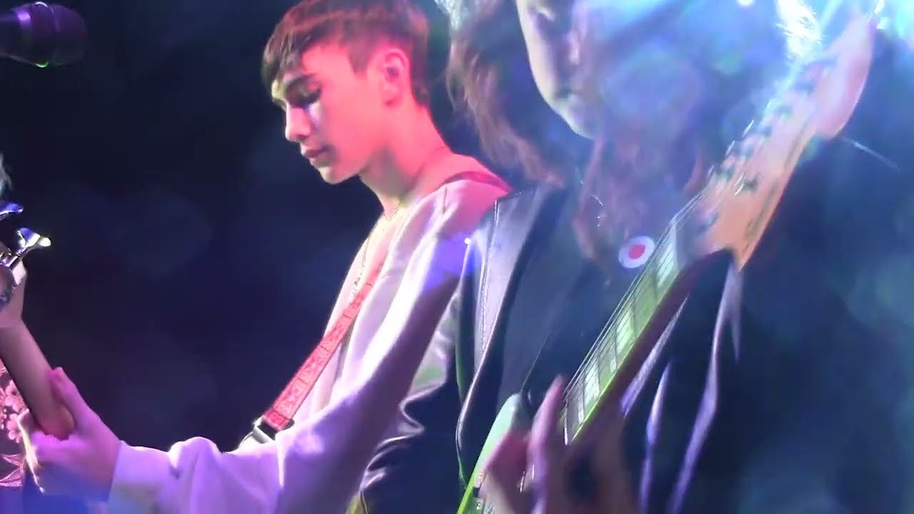 Rosewater - Roses (Live)