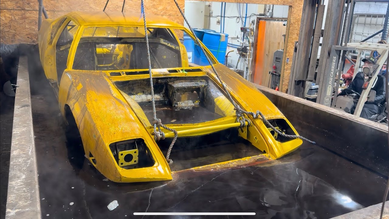 Chemical Dipping Another 1972 De Tomaso Pantera