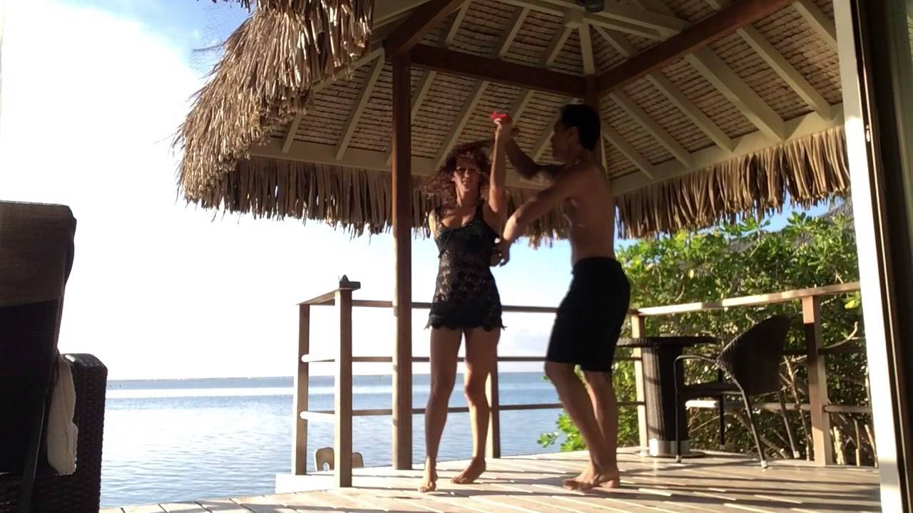 Salsa Tahiti Carine et Peahi Timau 