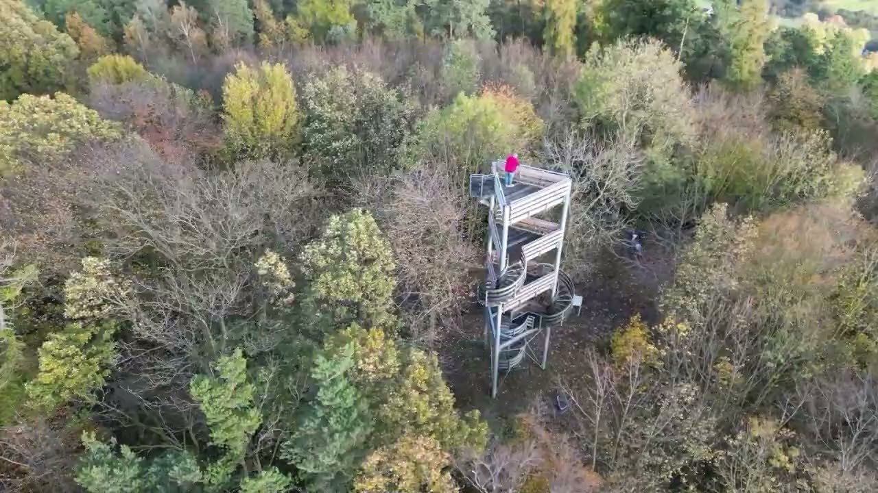 Der Krawutschke Turm - ein geschichtstr&auml;chtiger Aussichtspunkt