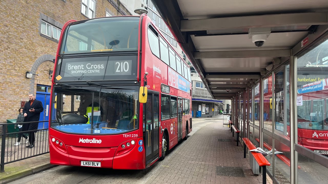 London Bus Route 210-  Brent Cross to Finsbury Park