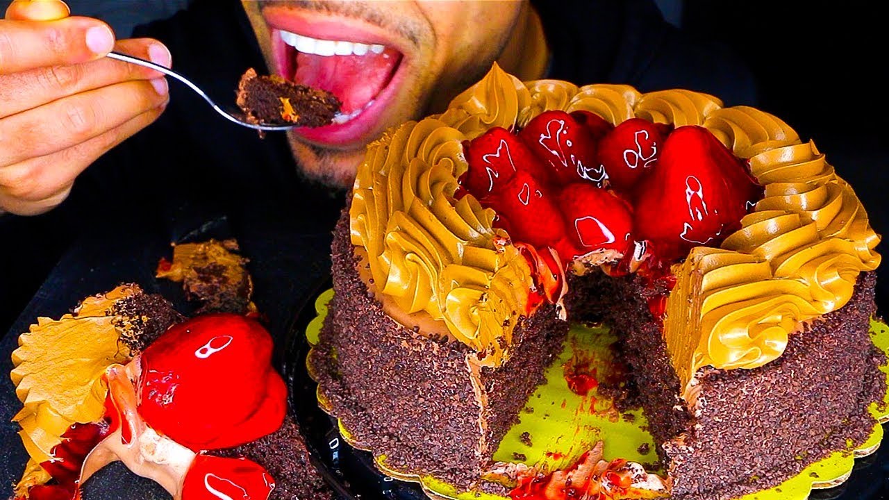 ASMR CHOCOLATE CAKE EATING *BIG BITES* MUKBANG |  NO TALKING