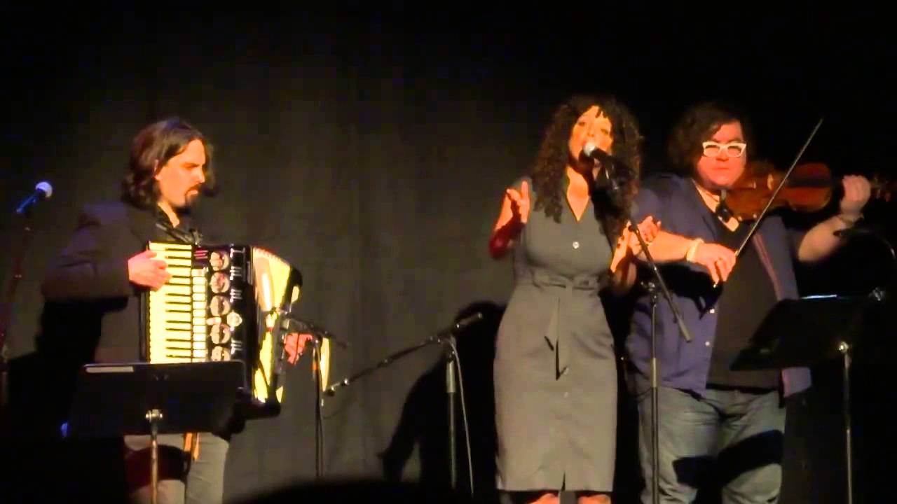 Outlander main title - Skye Boat song extended version