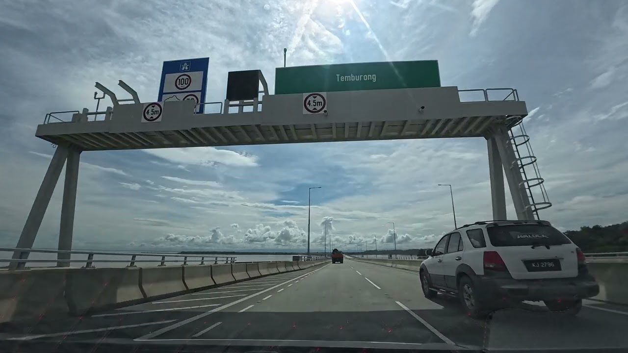 Brunei to Lawas driving tour | Vlog 2025 #acepro @LuueeJanice