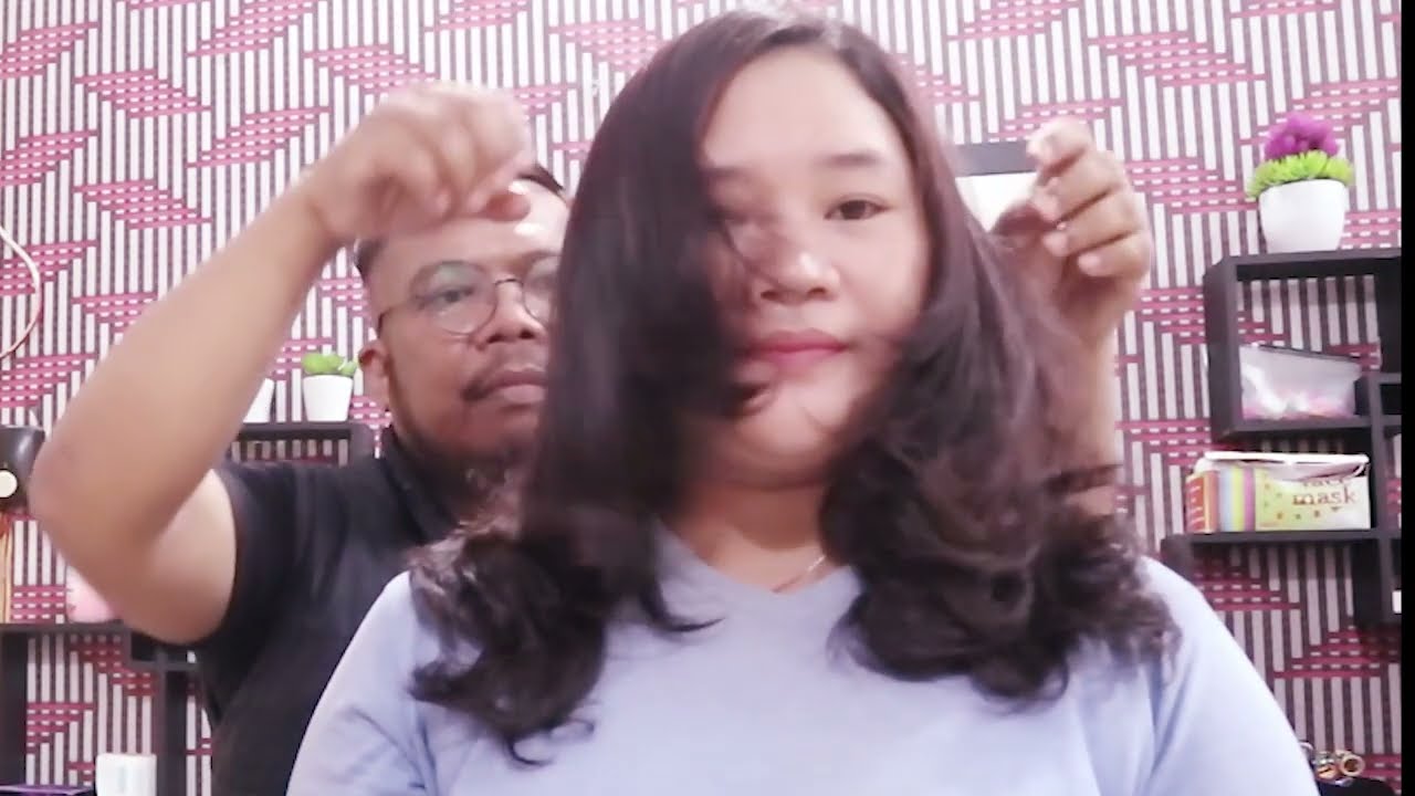 Cara Gunting Rambut bekas Smoothing, Hasilnya Natural dan Gak kaku