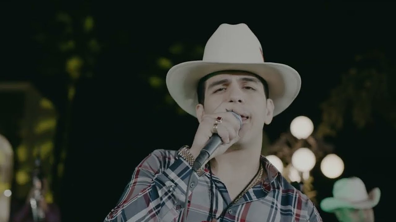 Jovanny Cadena - La Vida Recia [En Vivo]