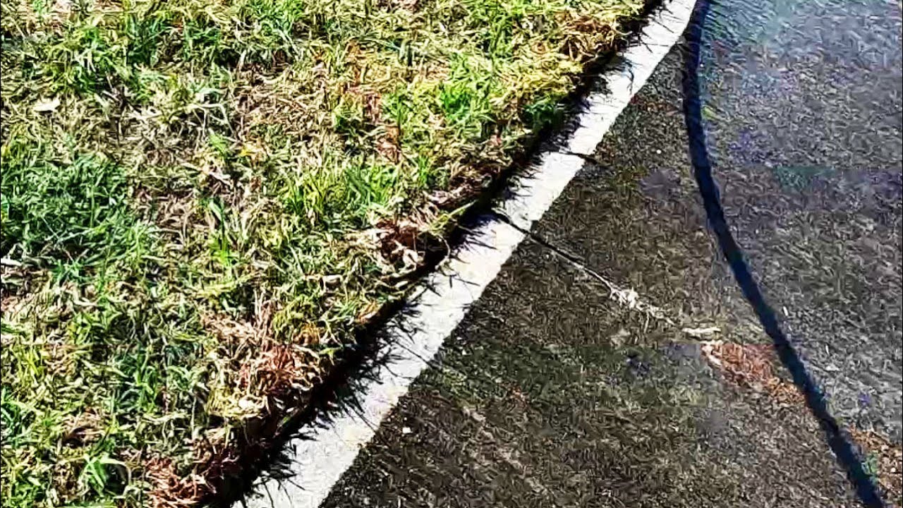 Edge Blaster pressure washer attachment