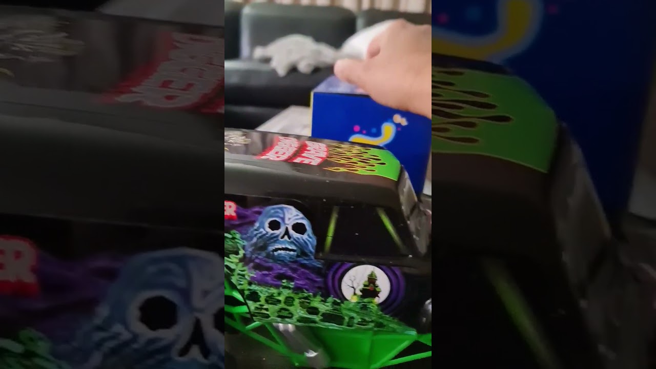 ASMR fast tingly finger scratching