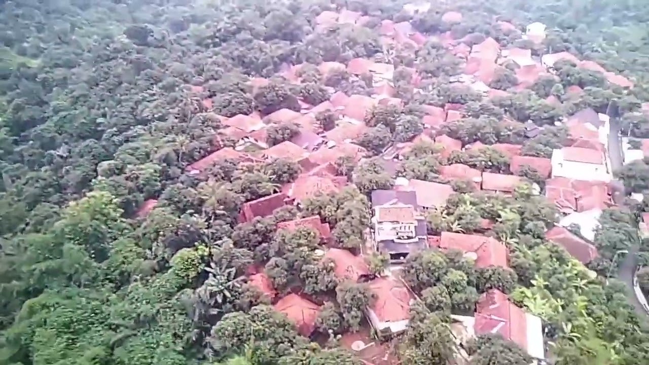 Lihat lihat di seputar rumah ku