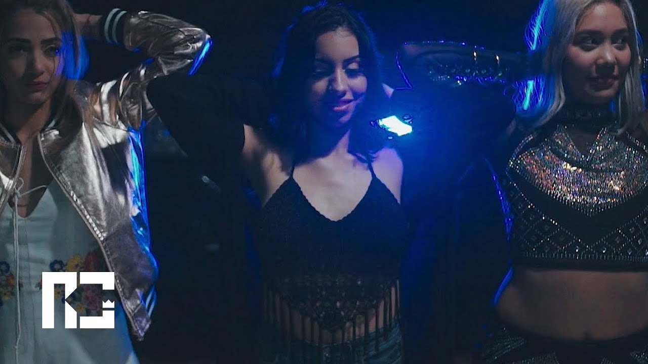 Rc La Sensacion - Callejera 👱🏻‍♀️ Ft. Tivi Gunz (Video Oficial)