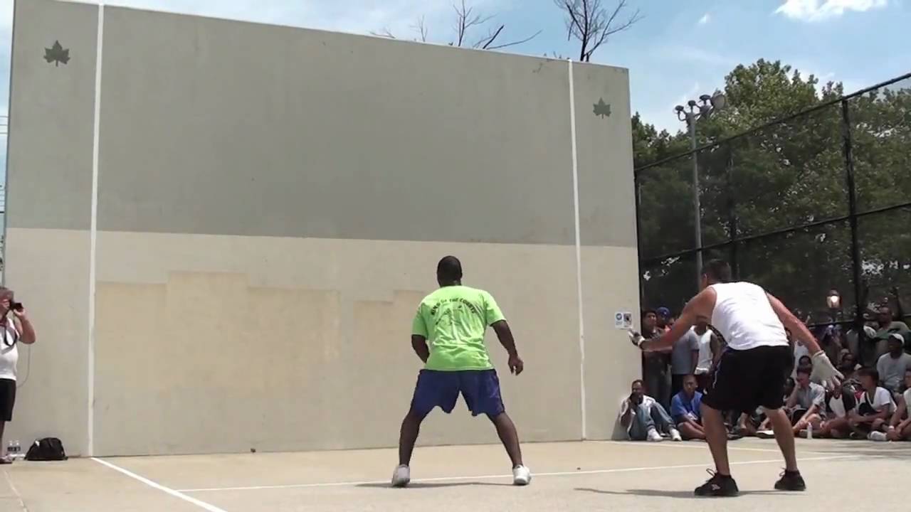 KingOfTheCourts: 2010 - Justin Vs PeeWee
