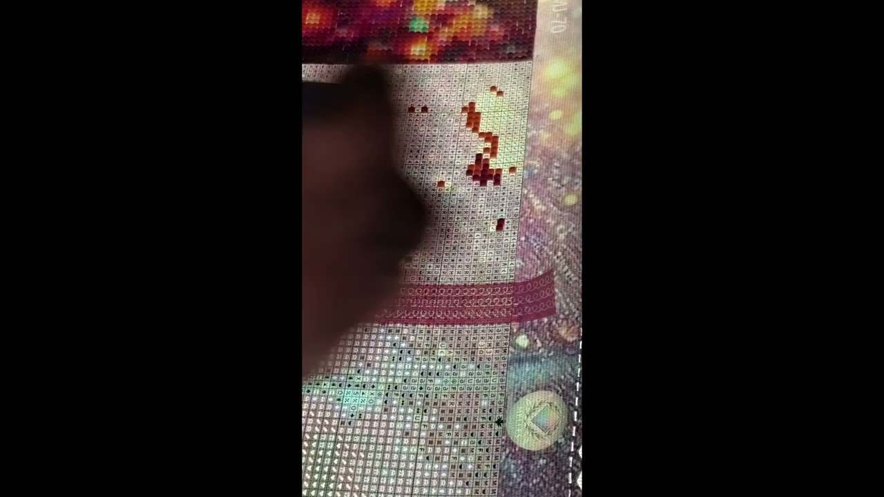 Blabla sur la toile Aurora Iris de chez Melle Diamond Painting 