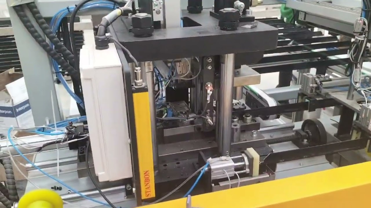 PV Solar Profile Automatic Cutting, Punching, Stamping and Corner Connector Insertion Machine