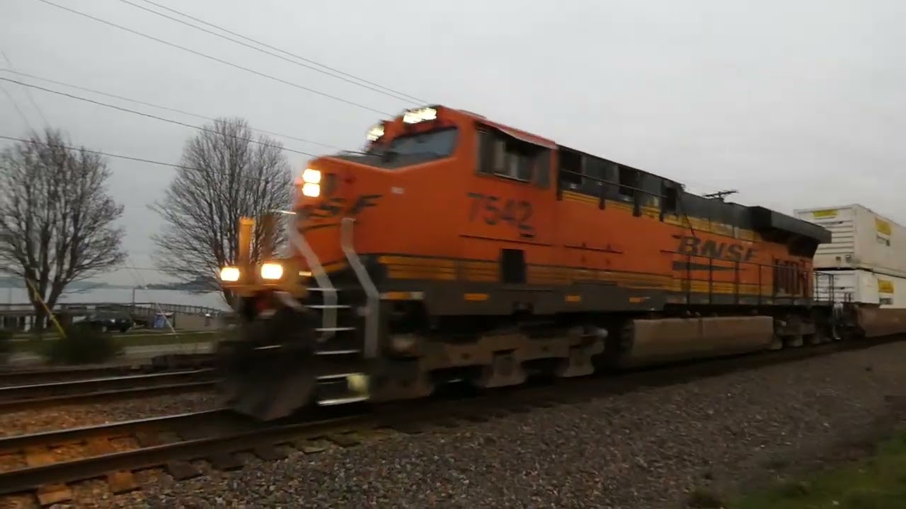 (Southbound) BNSF Quality Intermodal Train passes through Ruston Way.
