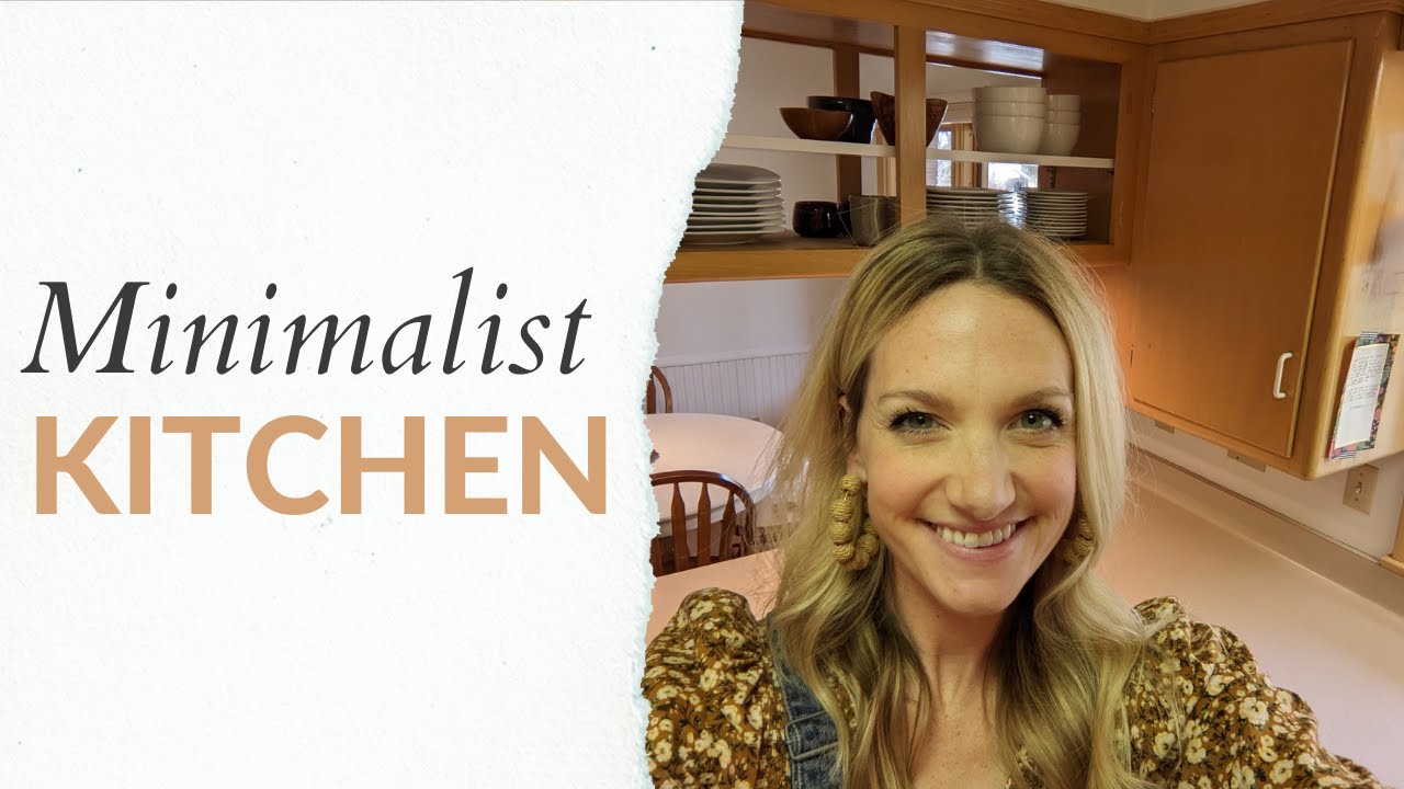 Minimalist family of 4 kitchen tour! (We seriously don’t own WHAT?!)
