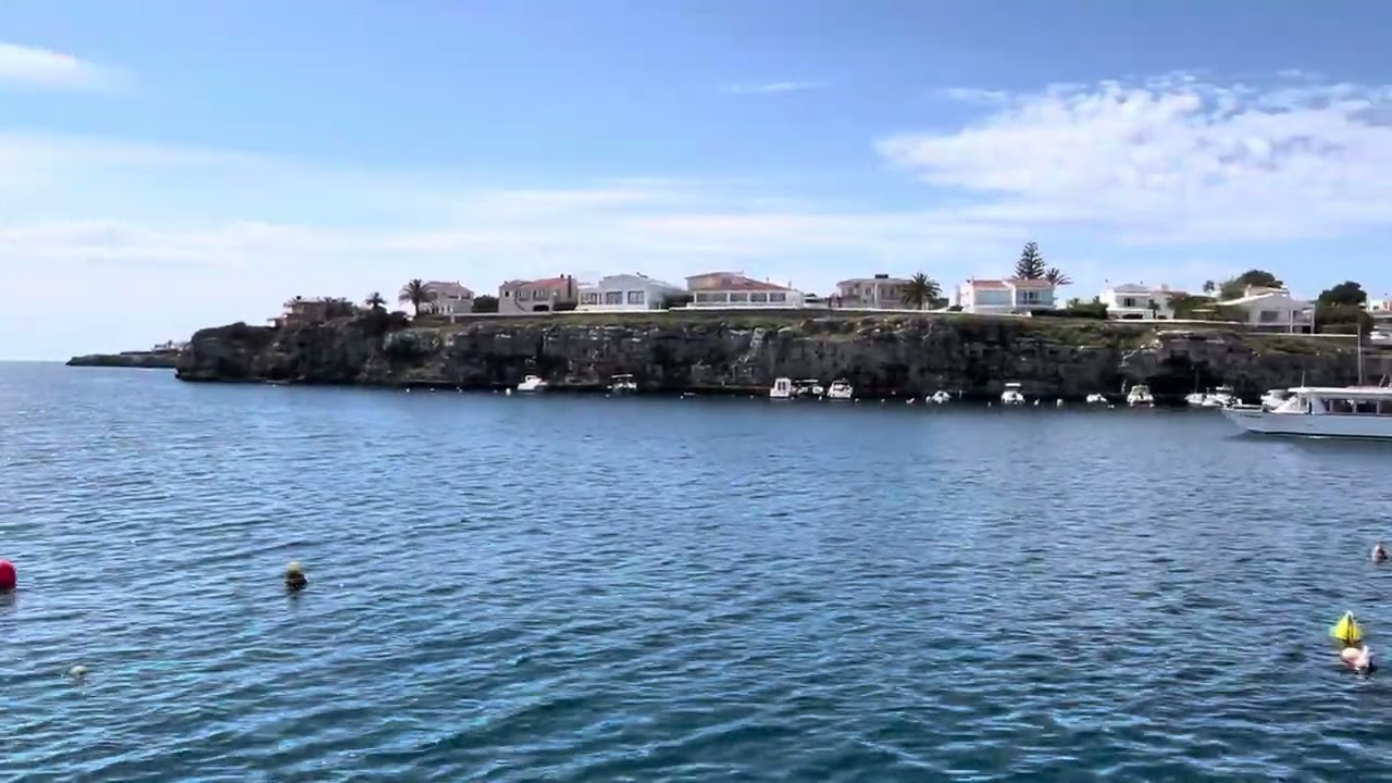 Es Castell, Cala Corb.