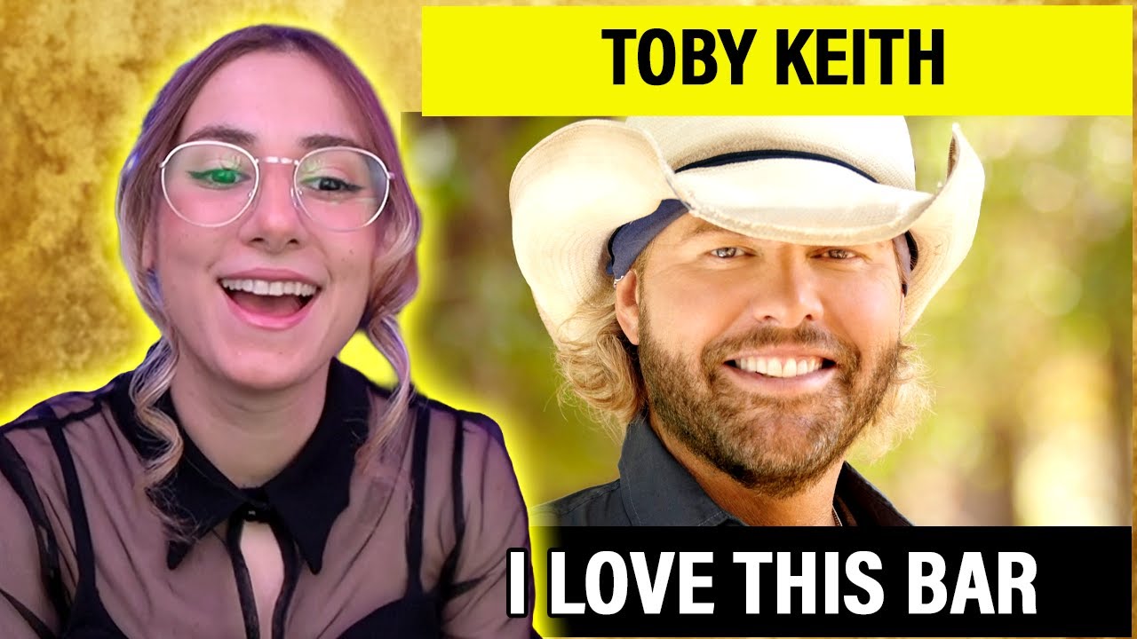This Song Is a WHOLE VIBE 🍻 | Toby Keith - I Love This Bar | Singer Reacts