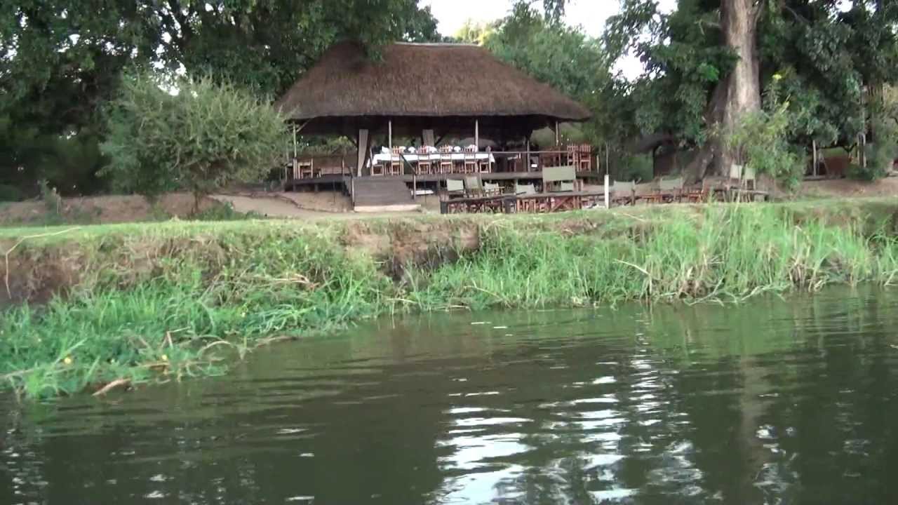 LOWER ZAMBEZE, CHIAWA CAMP-ZÂMBIA 2013