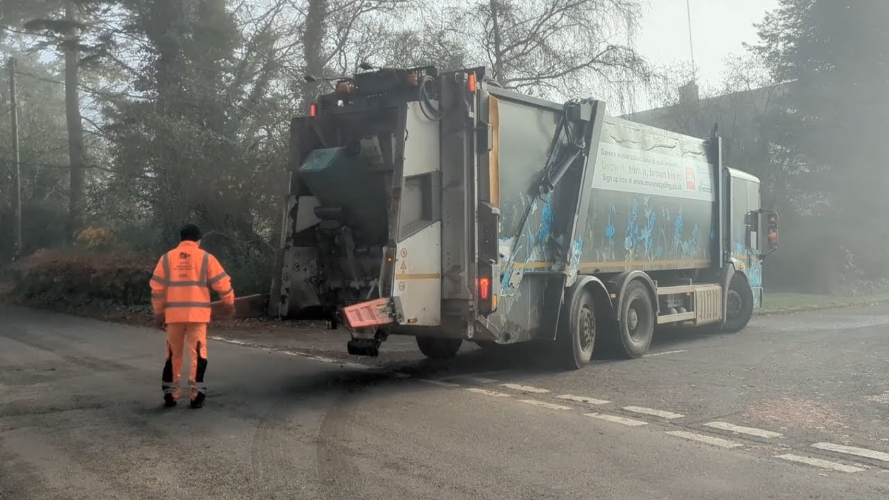 Econic With Faun Variopress Body Collecting Recycling In South Oxfordshire!