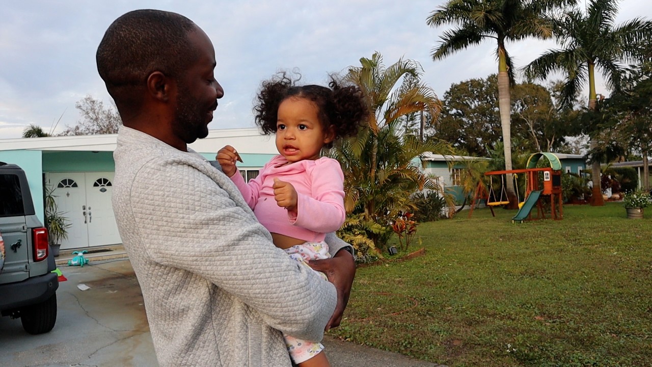 DECODING A TODDLER'S UNIQUE BABY LANGUAGE: HILARIOUS CONVERSATION WITH DAD