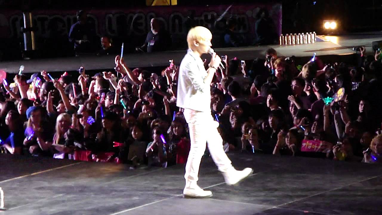 SHINee Stand By Me live in NYC