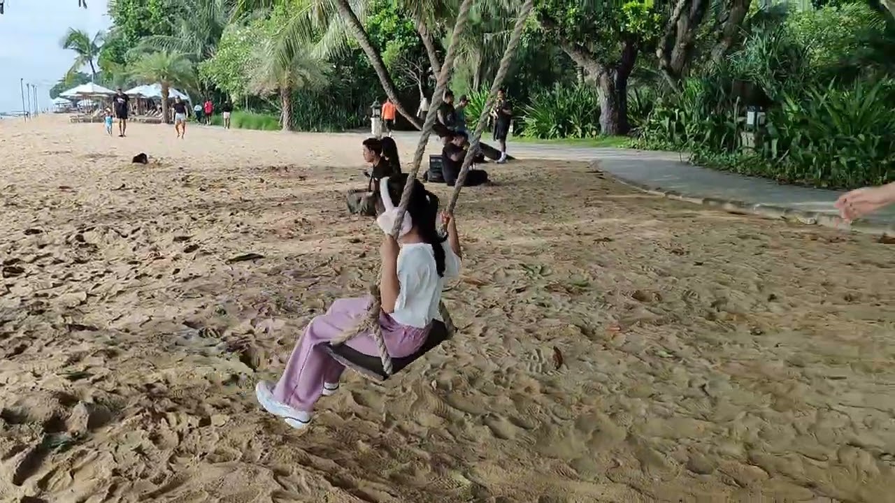 Jogging di pantai Sanur #sanur #jogging #pantaisanur #family 