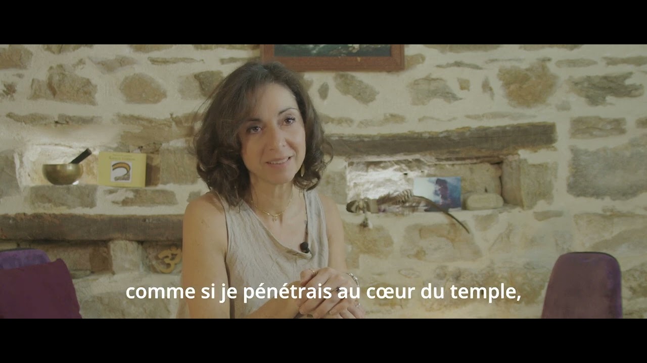 SOINS ESSENIENS & EGYPTIENS by Fabienne Karam SOINS ENERGETIQUES VIBRATOIRES ALCHIMIQUES CELLULAIRES