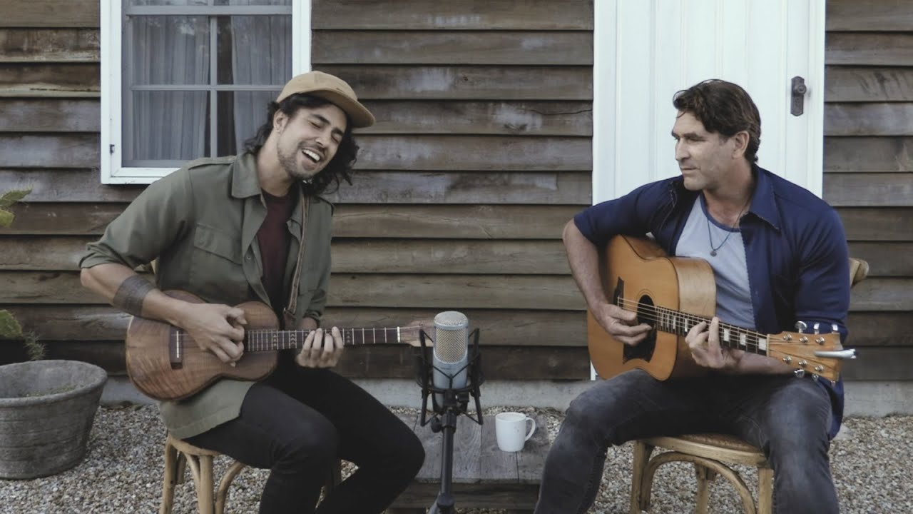 Pete Murray – Byron Sunday Session #WithMe ft. Bobby Alu (You Know)