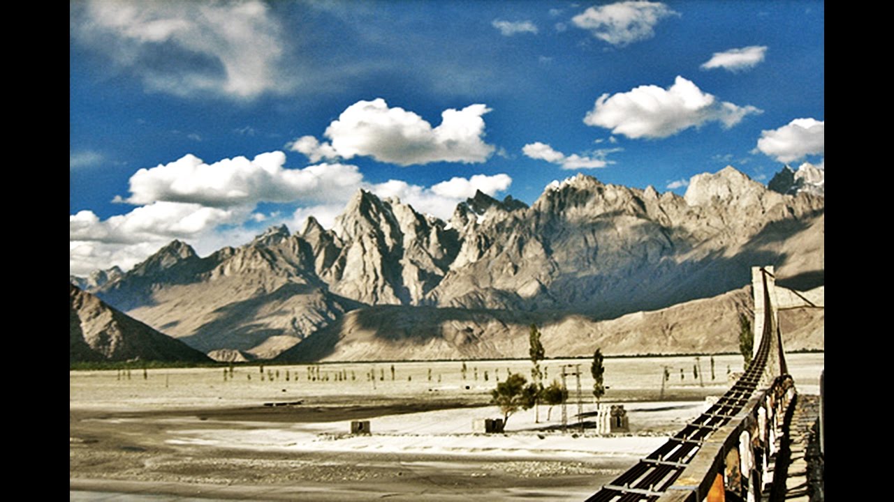 Machuloo Baltistan. A beautiful organic Village to visit in Skardu Baltistan