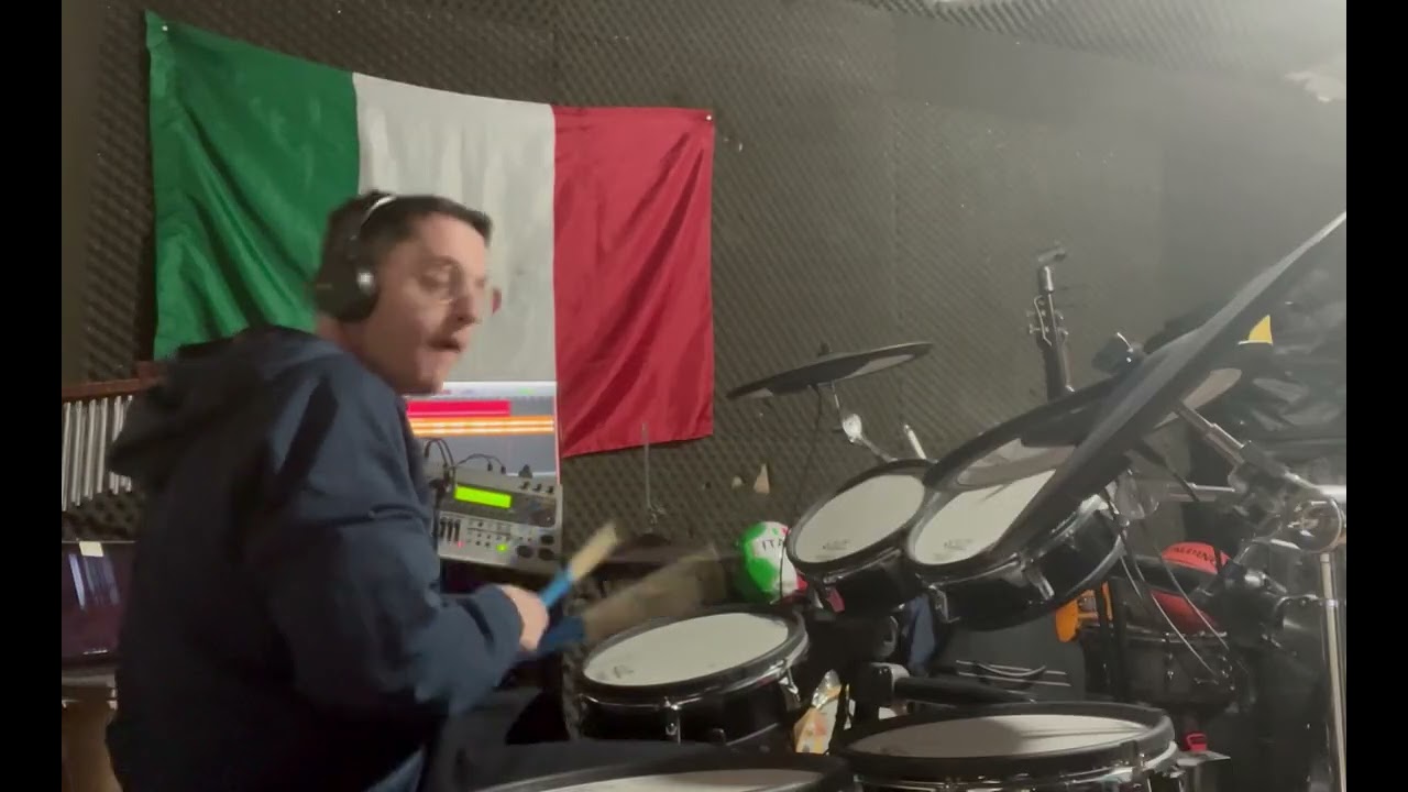 JAMES BROWN -COLD SWEAT- DRUM COVER