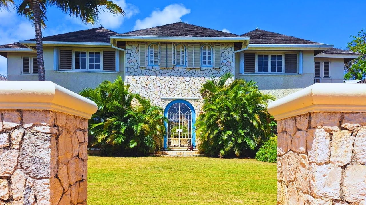 Prestigious Gated Community 6 Bedroom 7 Bathroom House At Caribbean Heights, Montego Bay, Jamaica