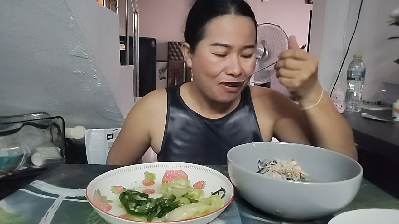 #ผักดองเปรี้ยวนิดๆกินกับพริกสดอร่อยจ้า