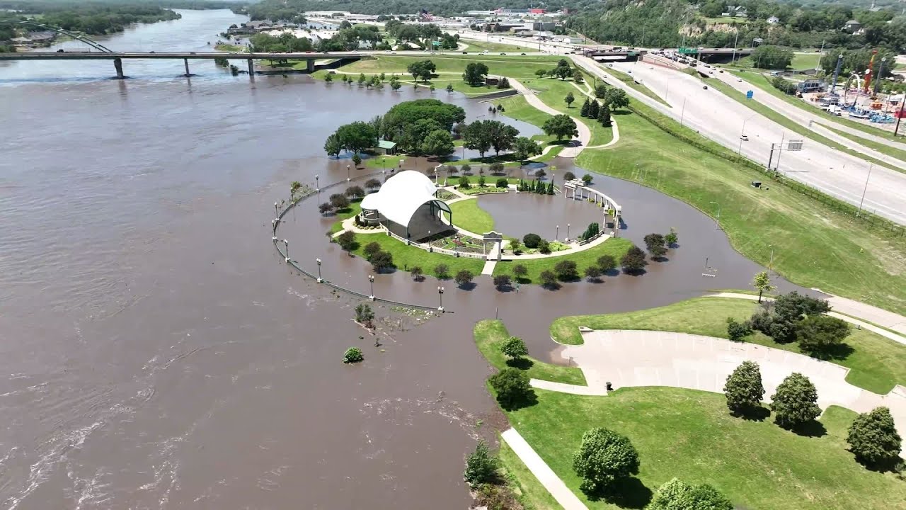 Drone video shows Missouri River flooding near Sioux City
