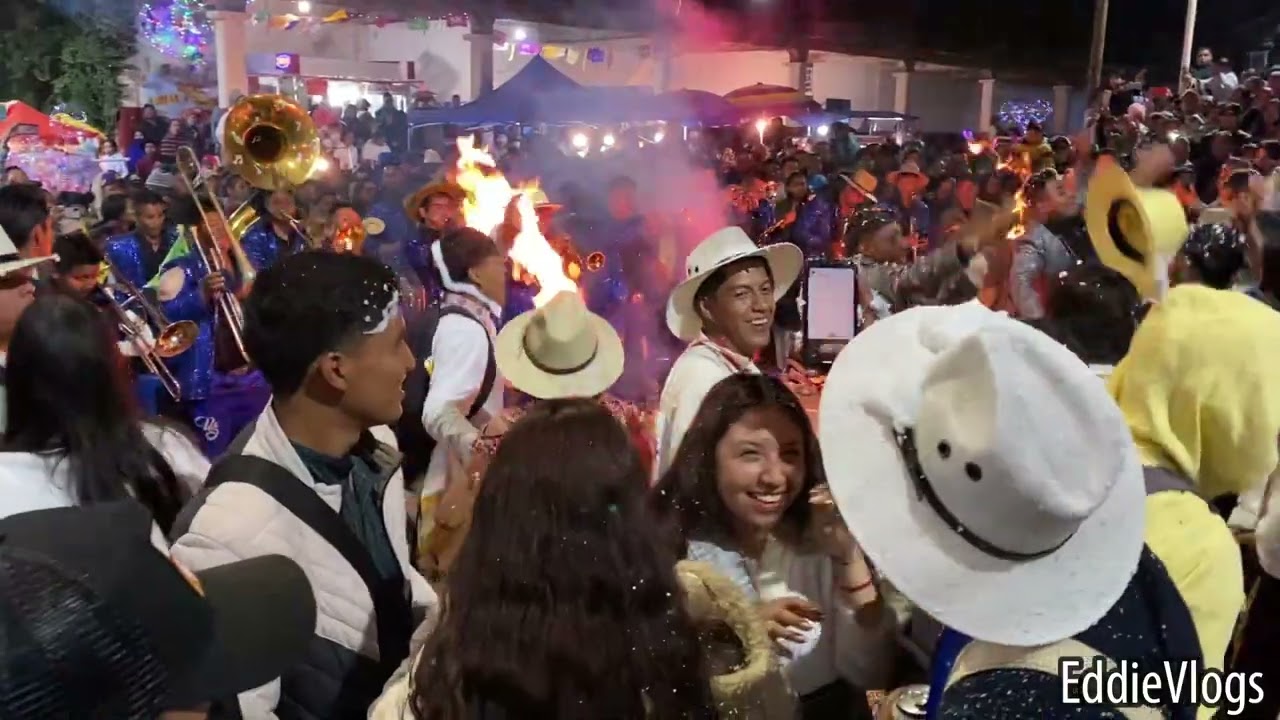 Banda la Diabla Vs Vientos del Sur, Agarron de Bandas Carnaval De Carapan ll EddieVlogs ll