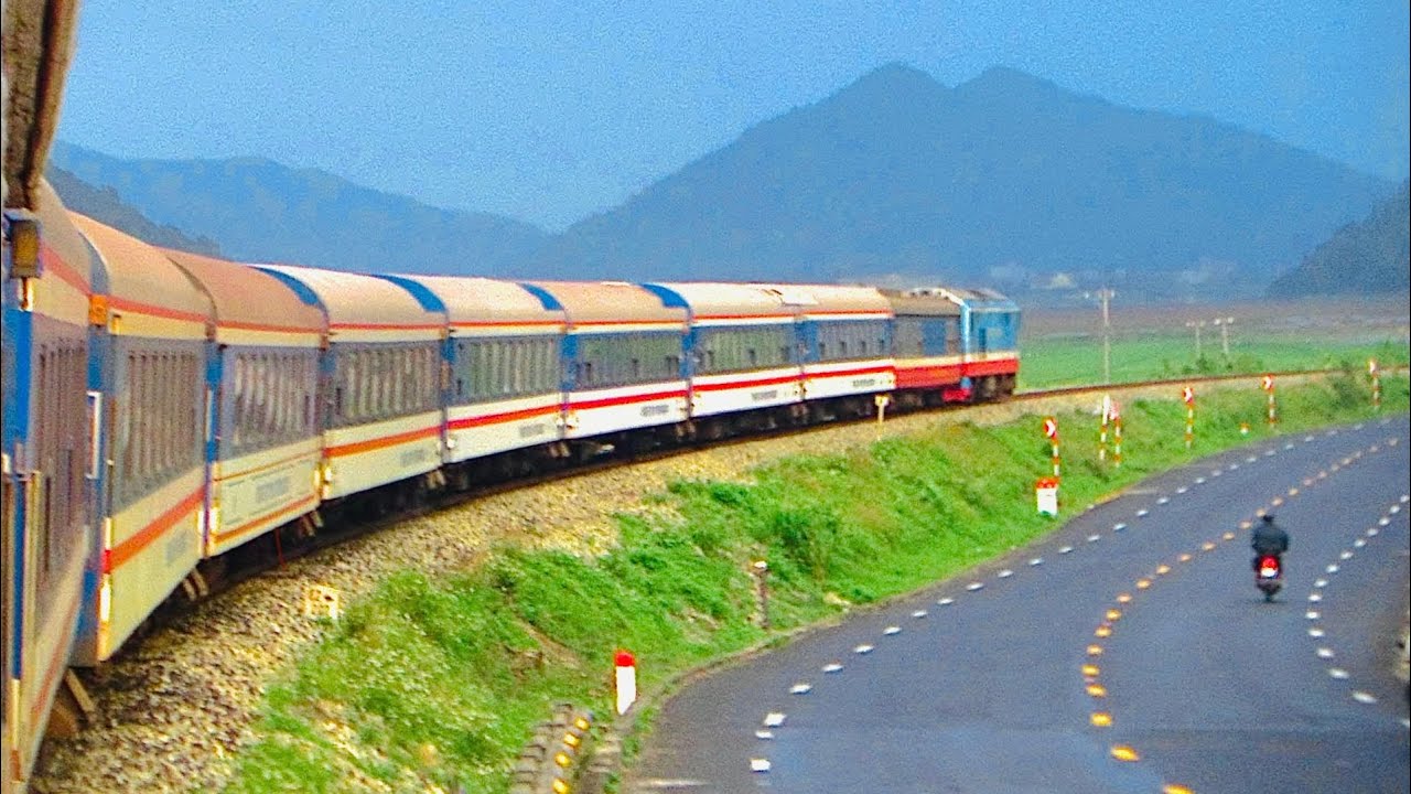 (TÀU TẾT 2026) Hành trình 9h trên tàu hoả SE2 Sài Gòn-Tuy Hoà và 13 chuyến tàu xuôi ngược dọc đường