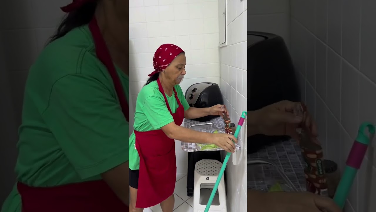 Patroa sem noção fez isso pra funcionaria nao comer nada em sua casa 😔
