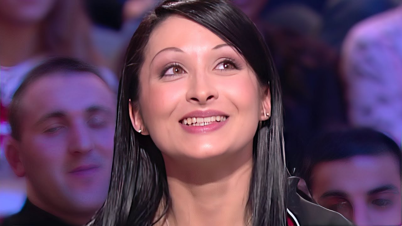 Я влюбился в мамину соседку