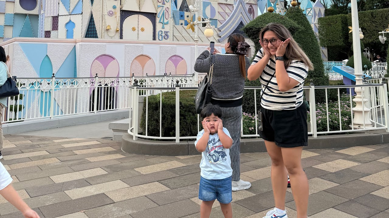 HK Disneyland Part 2: World of Frozen, Mystic Manor & ALL the Best Rides! Ultimate Guide 2025