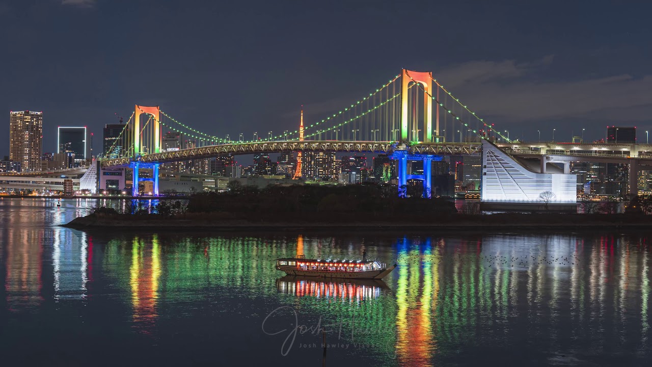 Japan Tokyo Rainbow Bridge at night