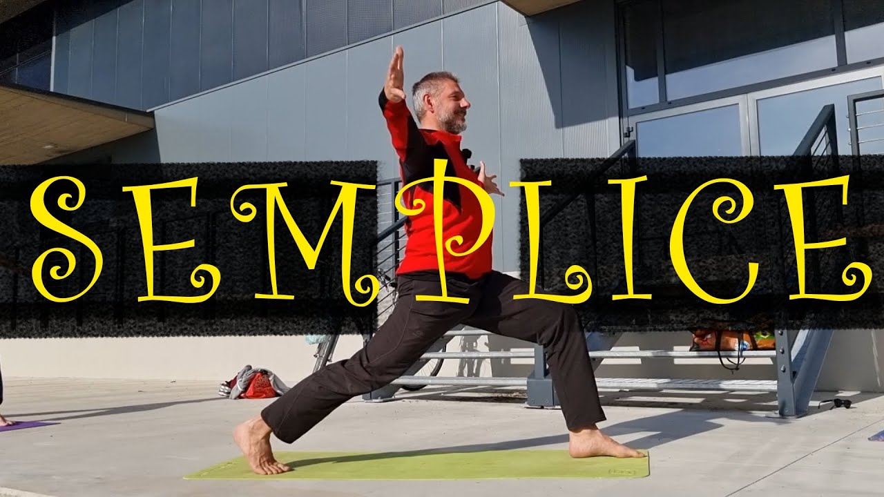 YOGA SEMPLICE -  Lezione di Yoga base con Edoardo
