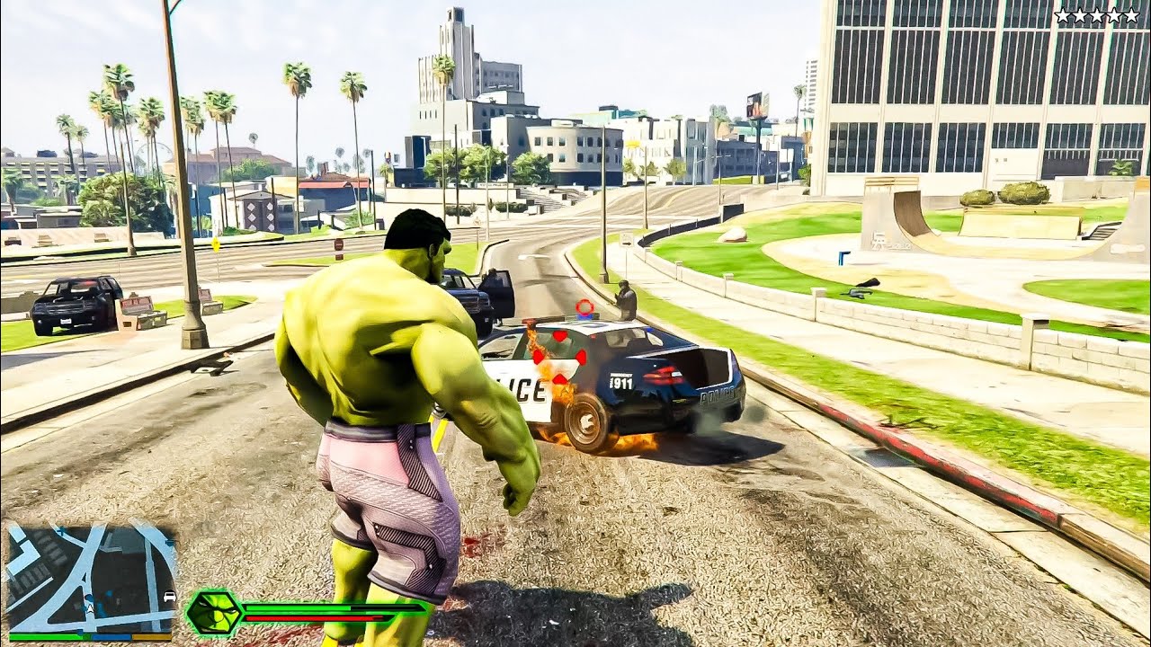 HULK DESTROYS LOS SANTOS 💥 | 5 Star Police Fight & Ocean Escape | GTA 5 Superhero Mod