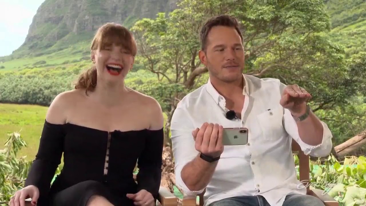 Chris Pratt gets grilled by his high school wrestling and football coaches - KING 5 Evening