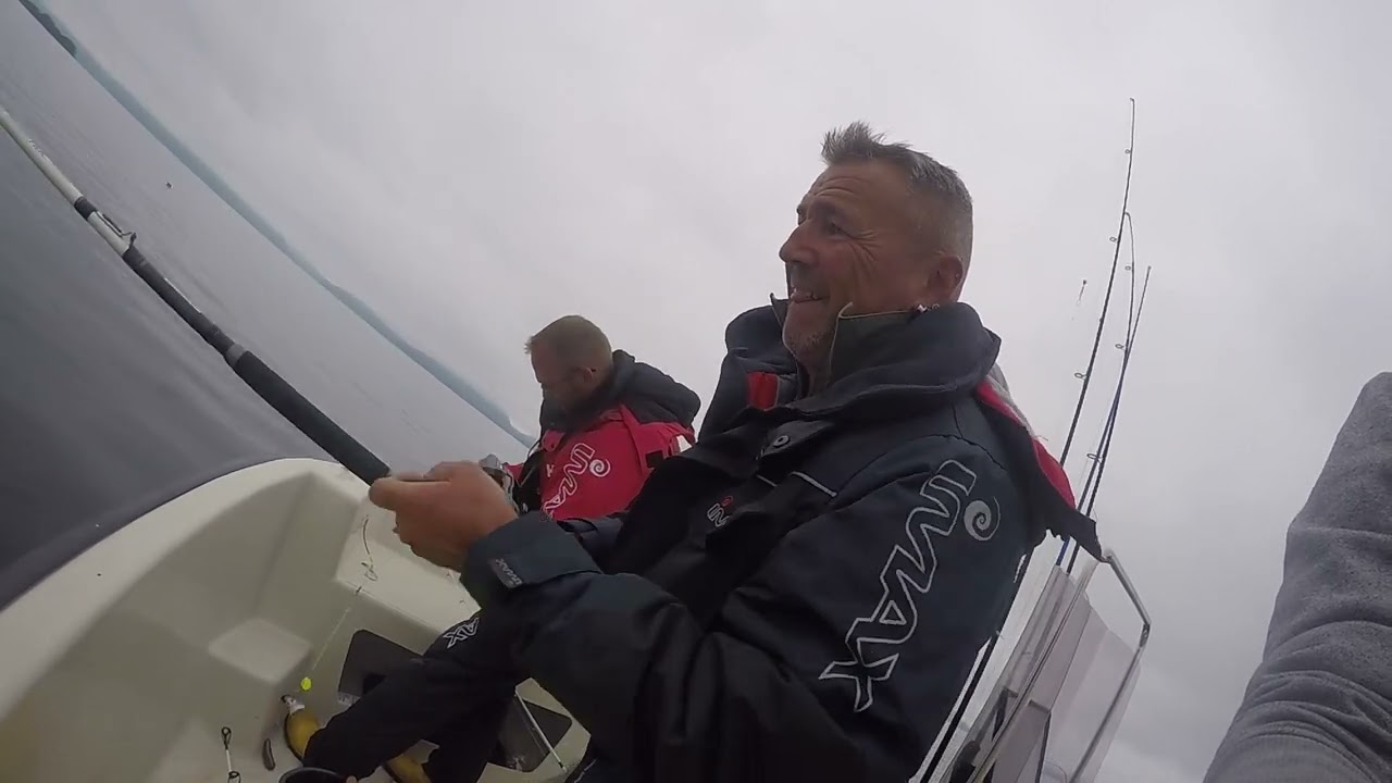 Norwegen 2022  - Angeln auf Leng vor der Insel Tysnes im Bjornafjord