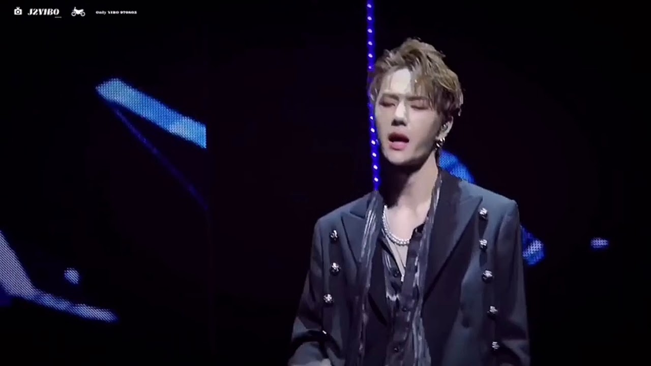王一博 Wang Yibo: UNIQ《MONSTER》x《EOEO》一博focus | 樂華家族演唱會 20190602