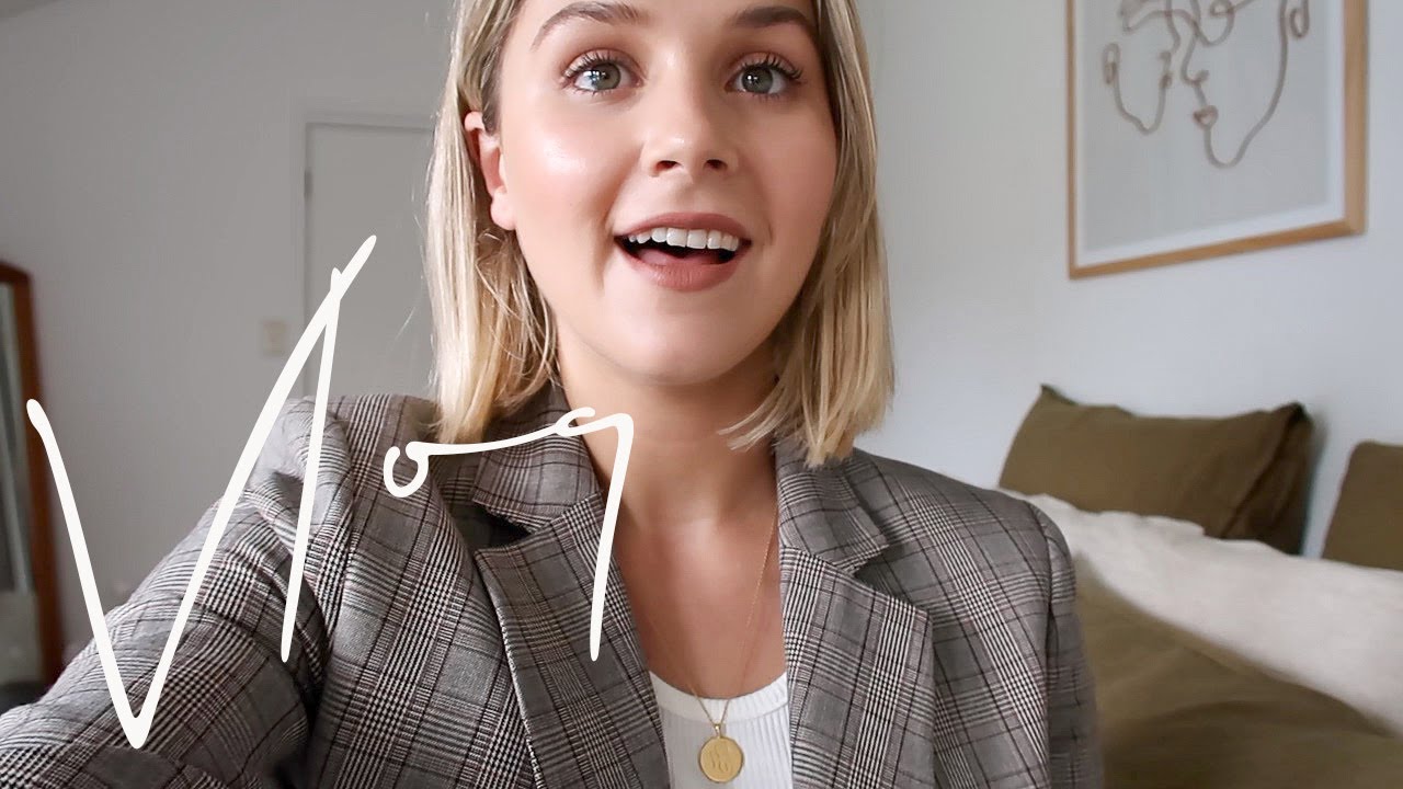 Vlog: New Autumn Clothing & What I Do At Reformer Pilates | Ash Owens