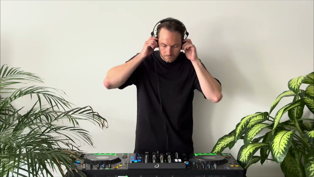 Afro House Fusion Vol. 1 – Energetic Afro House & Afro Tech DJ Set