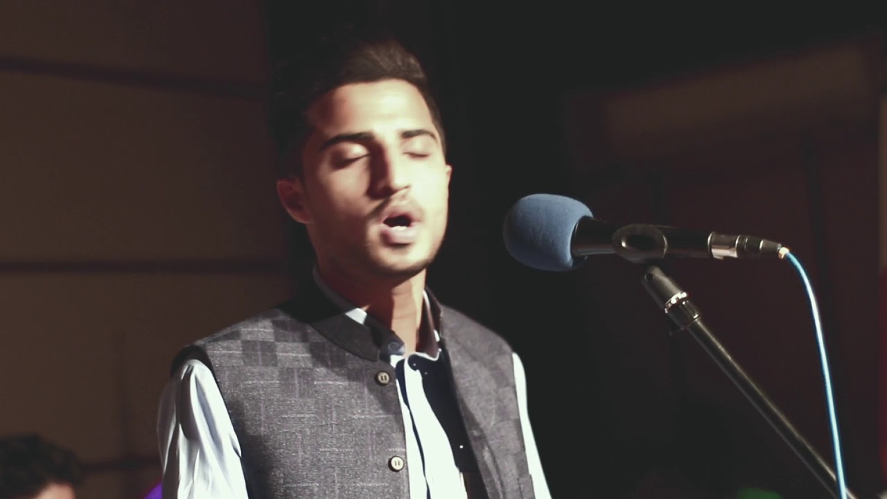 Song Title:-Majnoon Mabo Diwana Del
Singer:-Naeem Ali Baloch#Nasimalibaloch #Naeemalibaloch